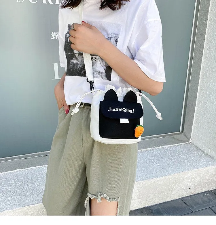 DUNNMALL INS Japanese Canvas Messenger Bag  New Fresh Cute Internet Celebrity Student Drawstring Bucket Shoulder Bag for Women