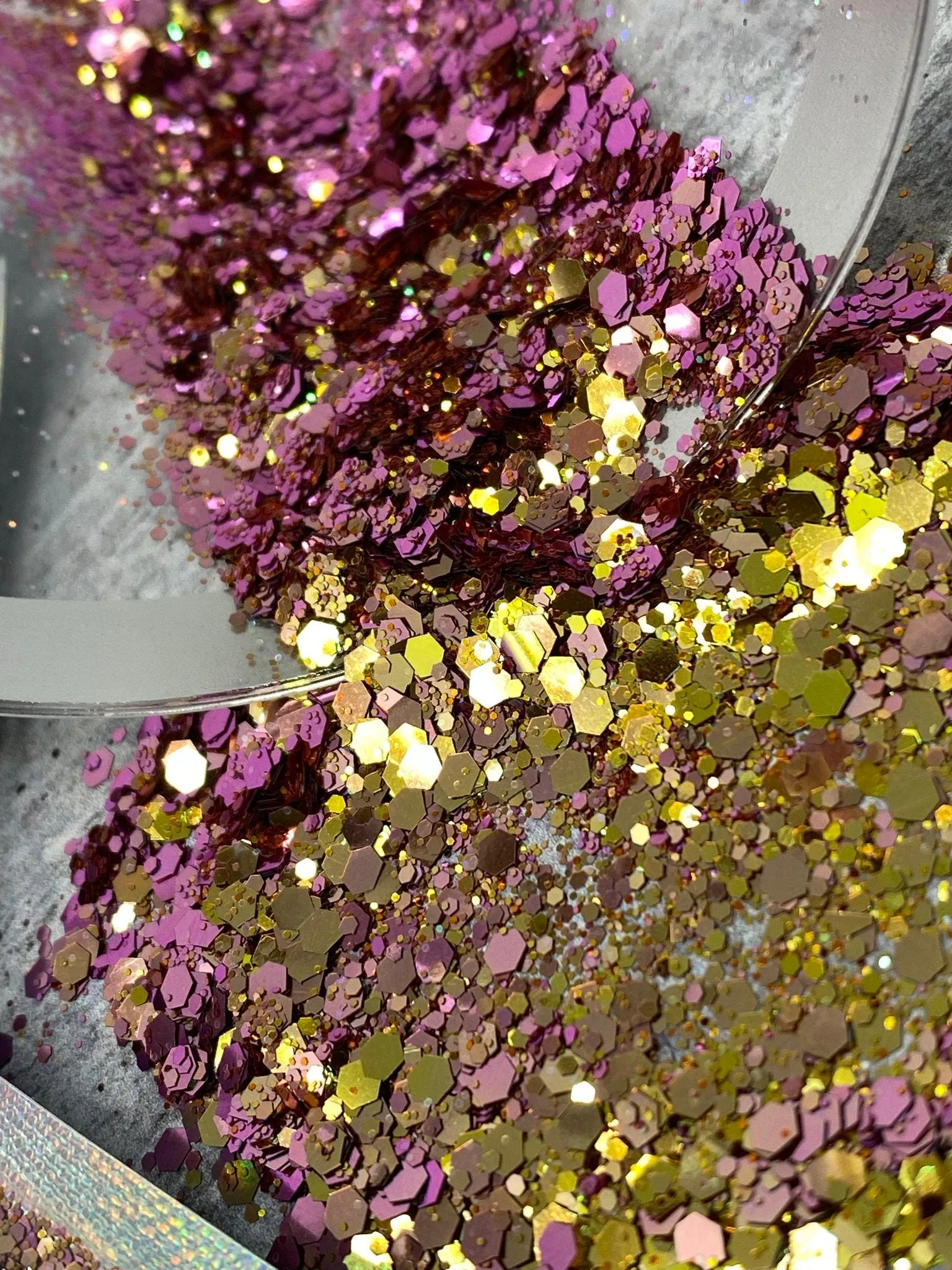 Rose/Gold Color Shift Chameleon Premium Glitter, Multi-Purpose Glitter for Crafts & Beauty, Nails, Resin, Phone Case, DIY, Slime,Tumblers