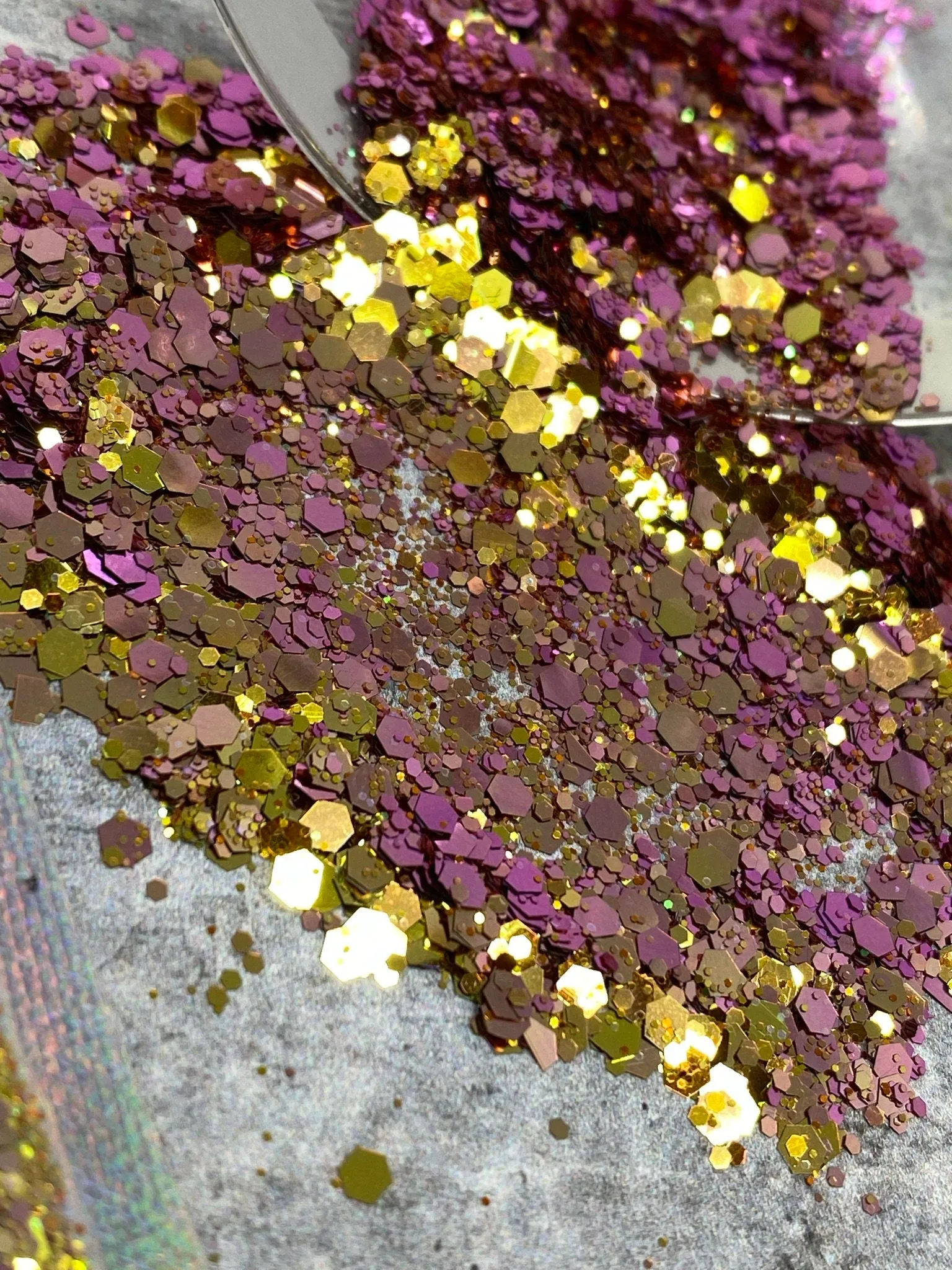 Rose/Gold Color Shift Chameleon Premium Glitter, Multi-Purpose Glitter for Crafts & Beauty, Nails, Resin, Phone Case, DIY, Slime,Tumblers