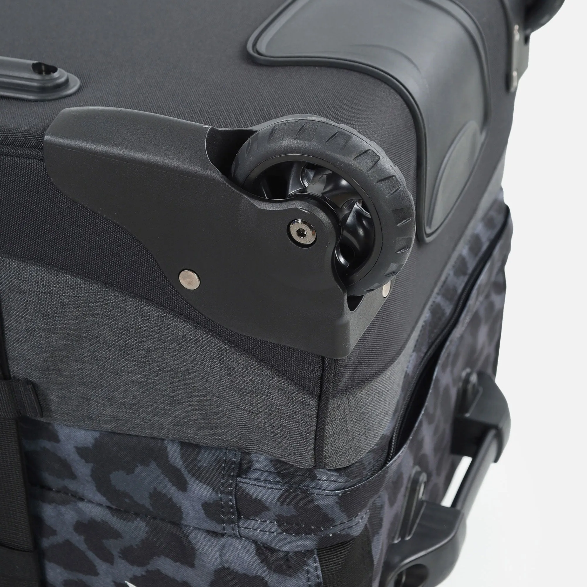 Surfanic Maxim 3.0 120L Roller Bag - Jet Black